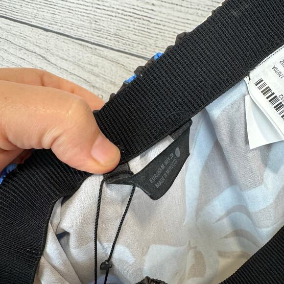 Zara Women's Ivory & Blue Floral Printed Pull On Midi Skirt Size Medium - Picture 4 of 9